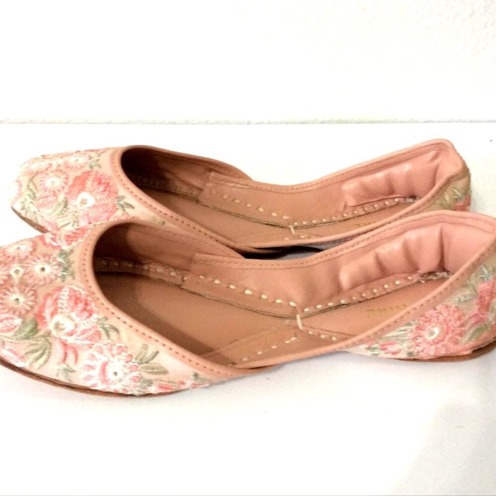 Vintage style handmade Khussa Shoes Traditional Leather Ethnic Footwear